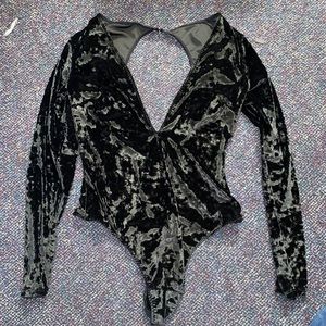 victoria’s secret black velvet bodysuit long sleeve